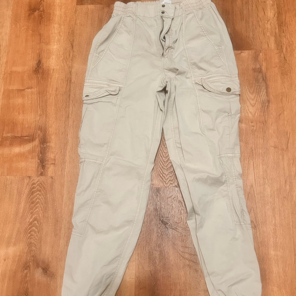 Khaki cargo pants